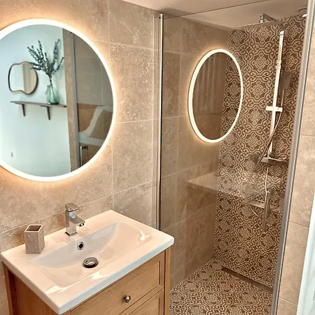 La Fleur De Sauzelle